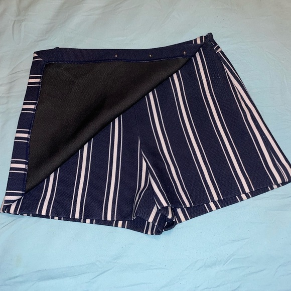 Striped Sailor Skort - Picture 2 of 6
